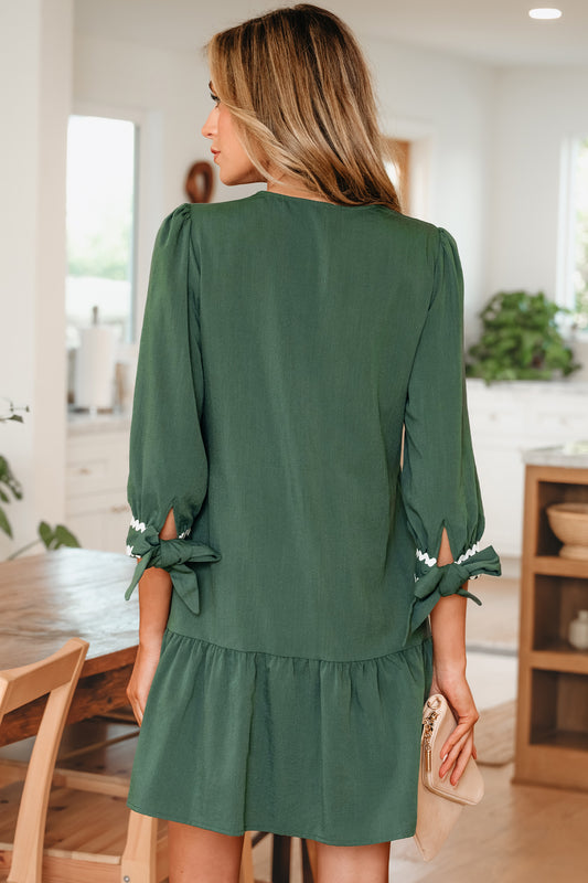 Ricrac Trim Button V-Neck Knotted Bracelet Sleeve Shift Dress