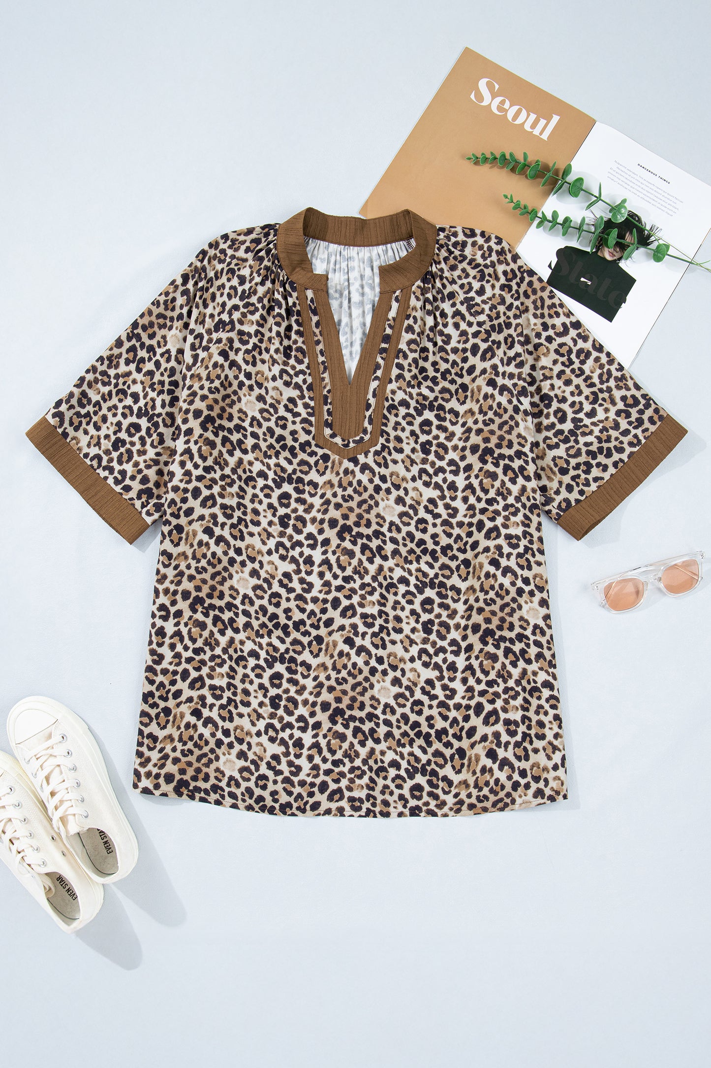 Brown Plus-Size Leopard Print Crinkled Colorblock Patchwork V-Neck Blouse