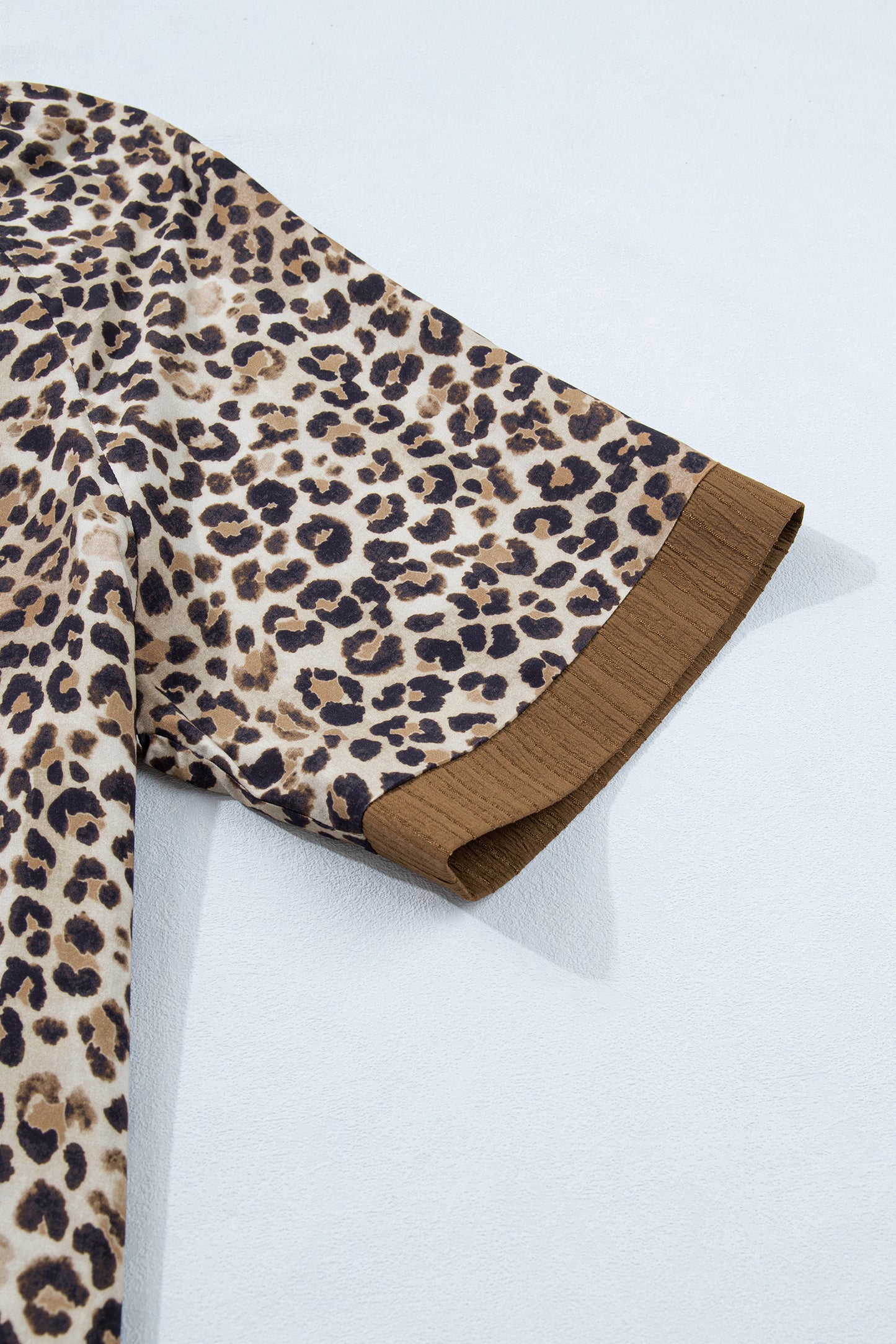 Brown Plus-Size Leopard Print Crinkled Colorblock Patchwork V-Neck Blouse