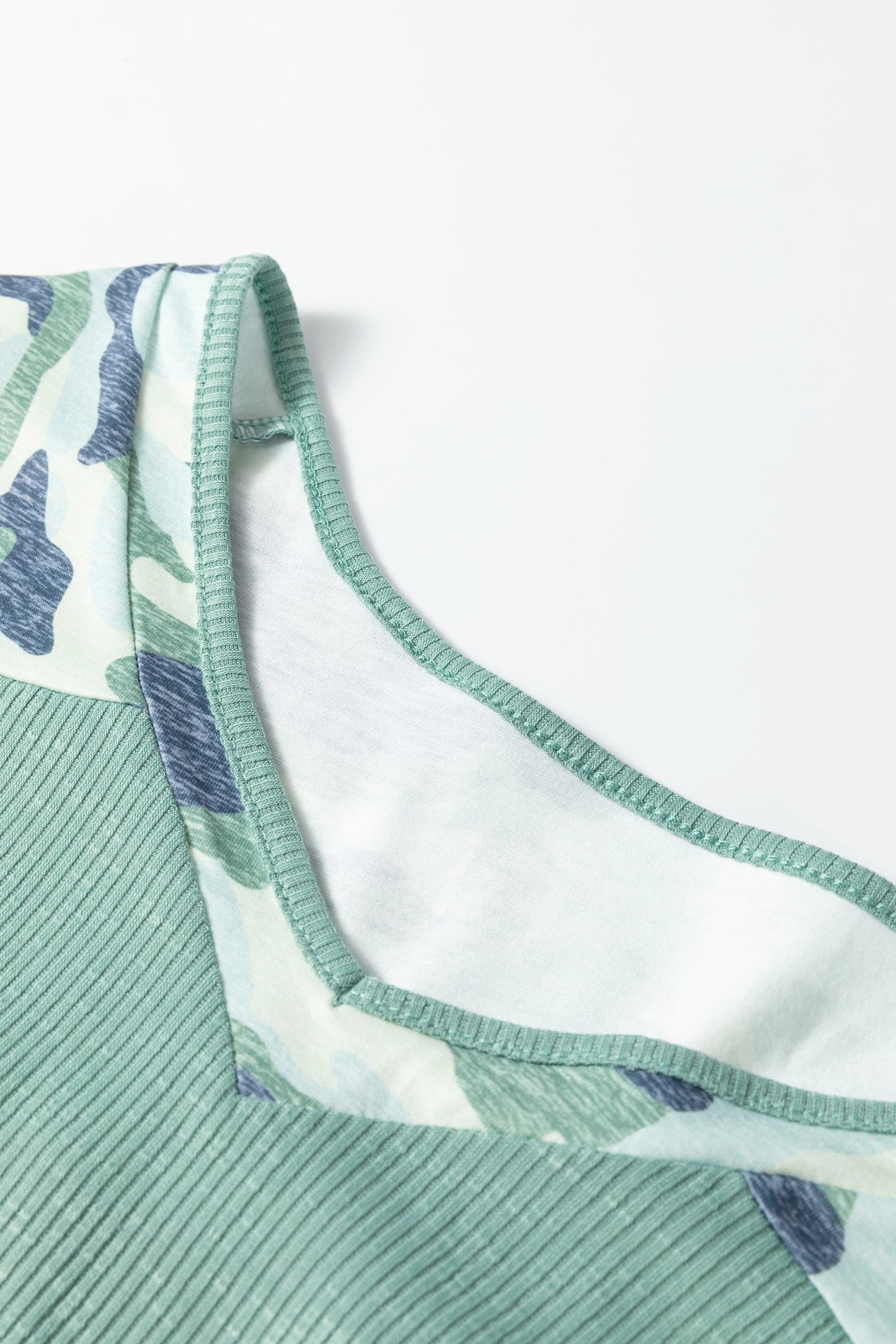 Mist Green Ribbed Camouflage Patchwork Plus-Size V-Neck Tee