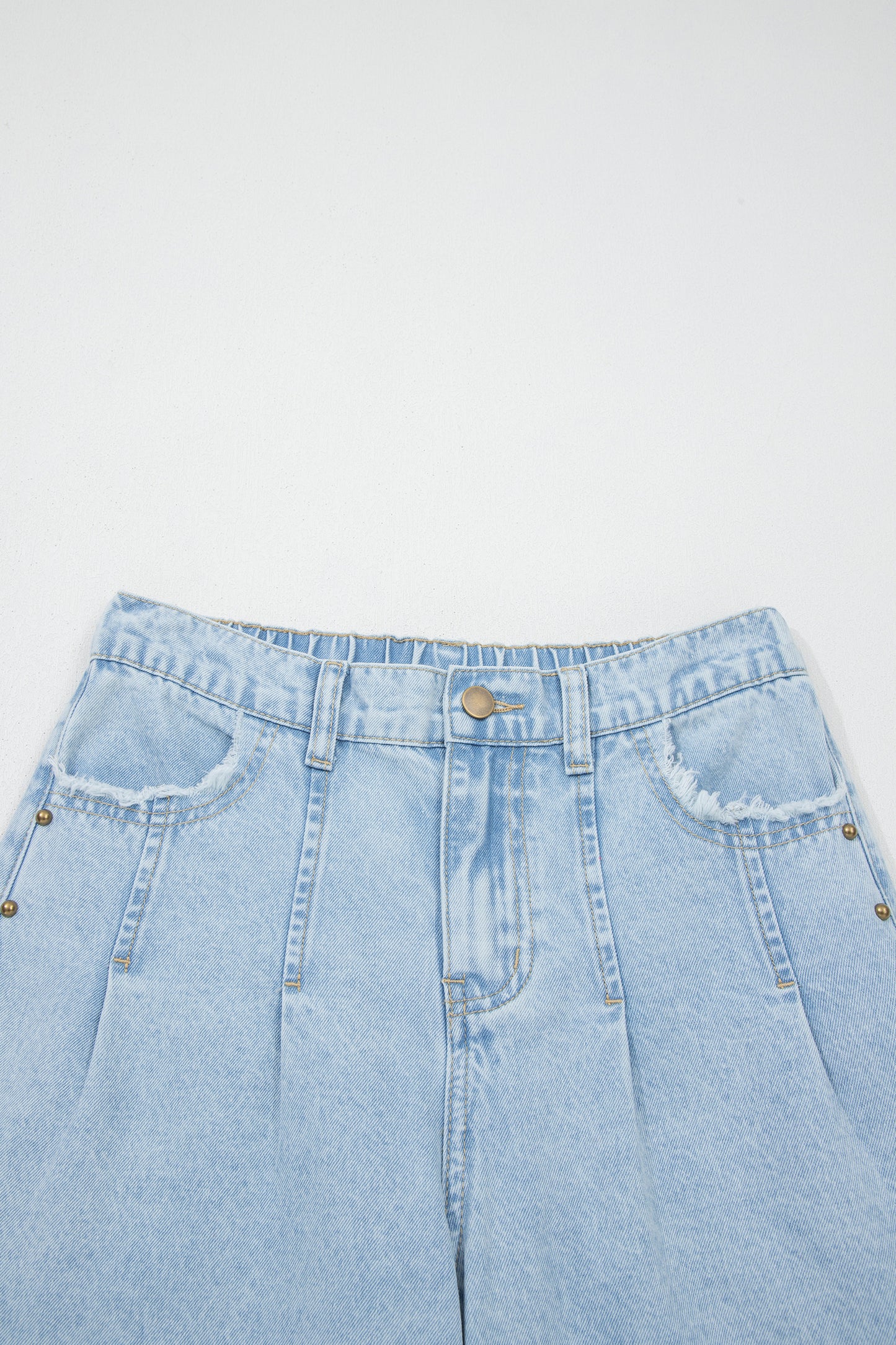 Studded Side-Slit Leg Frayed Pocketed Wide Leg Jeans
