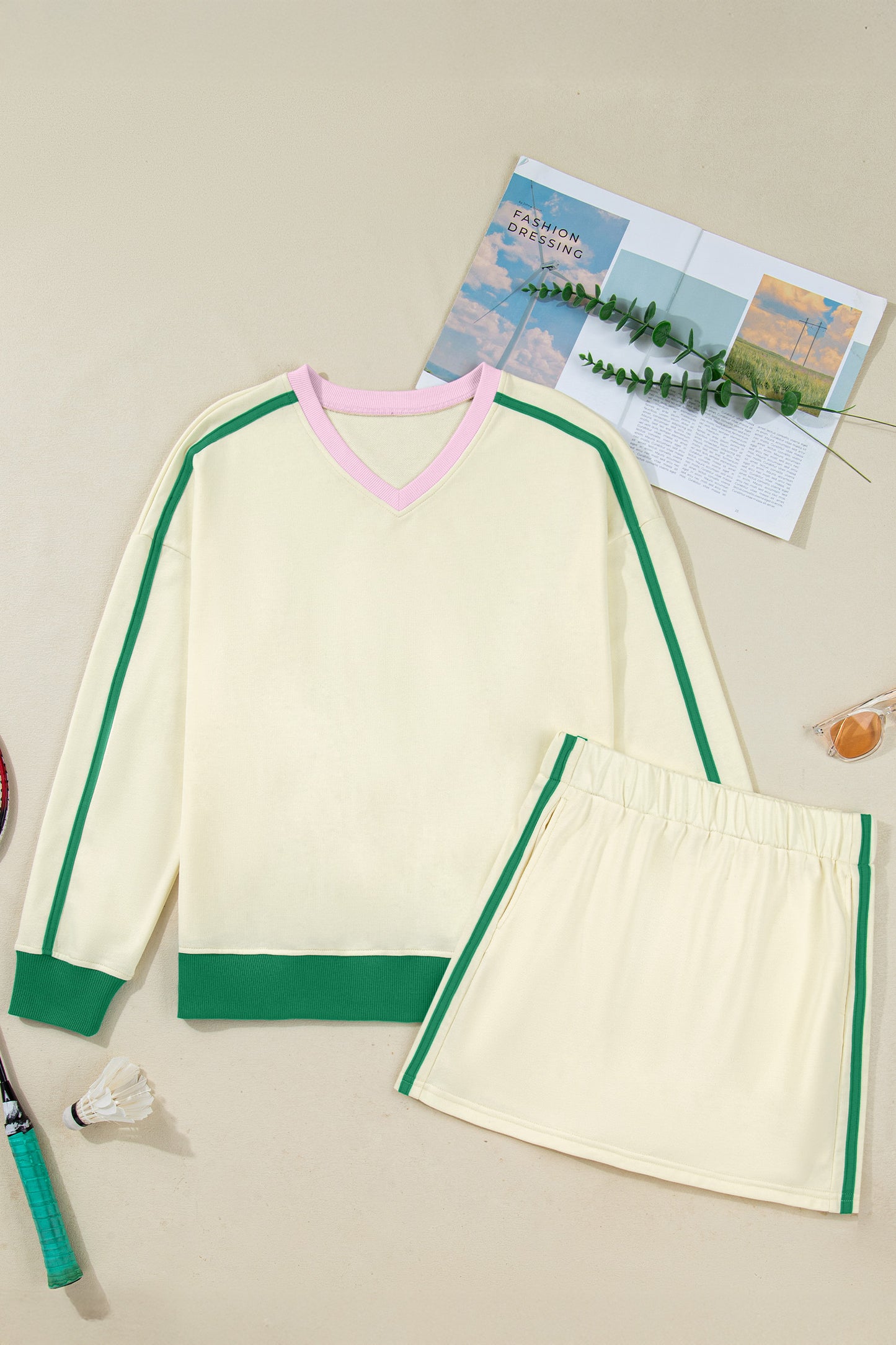 Ribbed Colorblock Trim V-Neck Sporty Pullover Mini Skirt 2pcs Athleisure Set